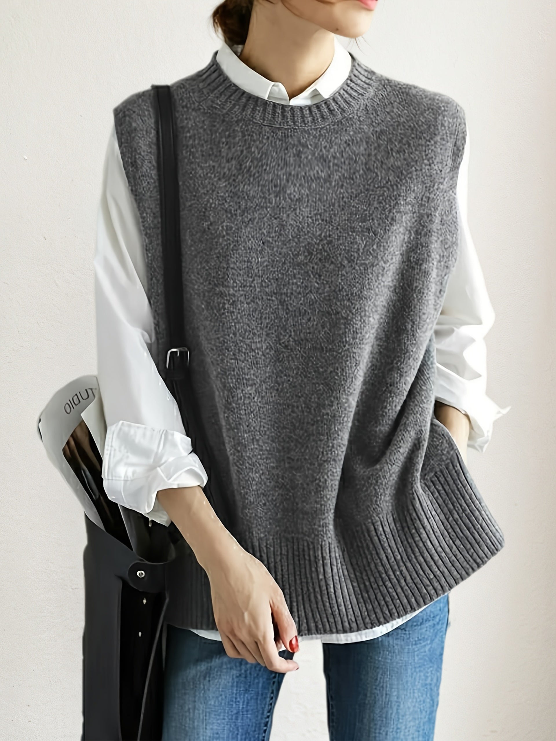 Cakulo FallFreshness Sleeveless Knitted Sweater Vest Round Neck Side Slit Elegance Jeans Style Womenswear Basic Crewneck Fitted Grey Minimalist