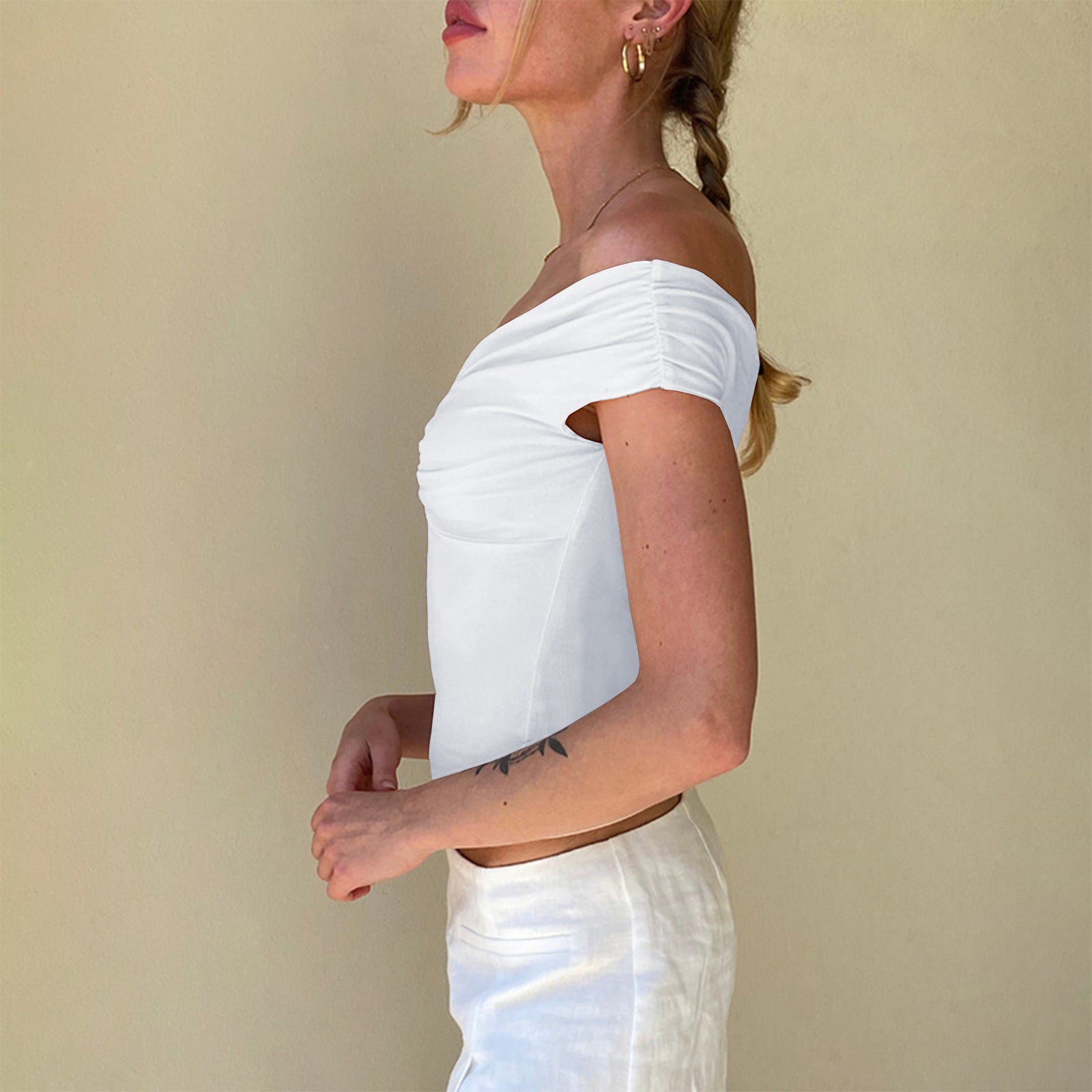 Cakulo Women's Sexy Y2K Off-Shoulder Sleeveless Crop Top