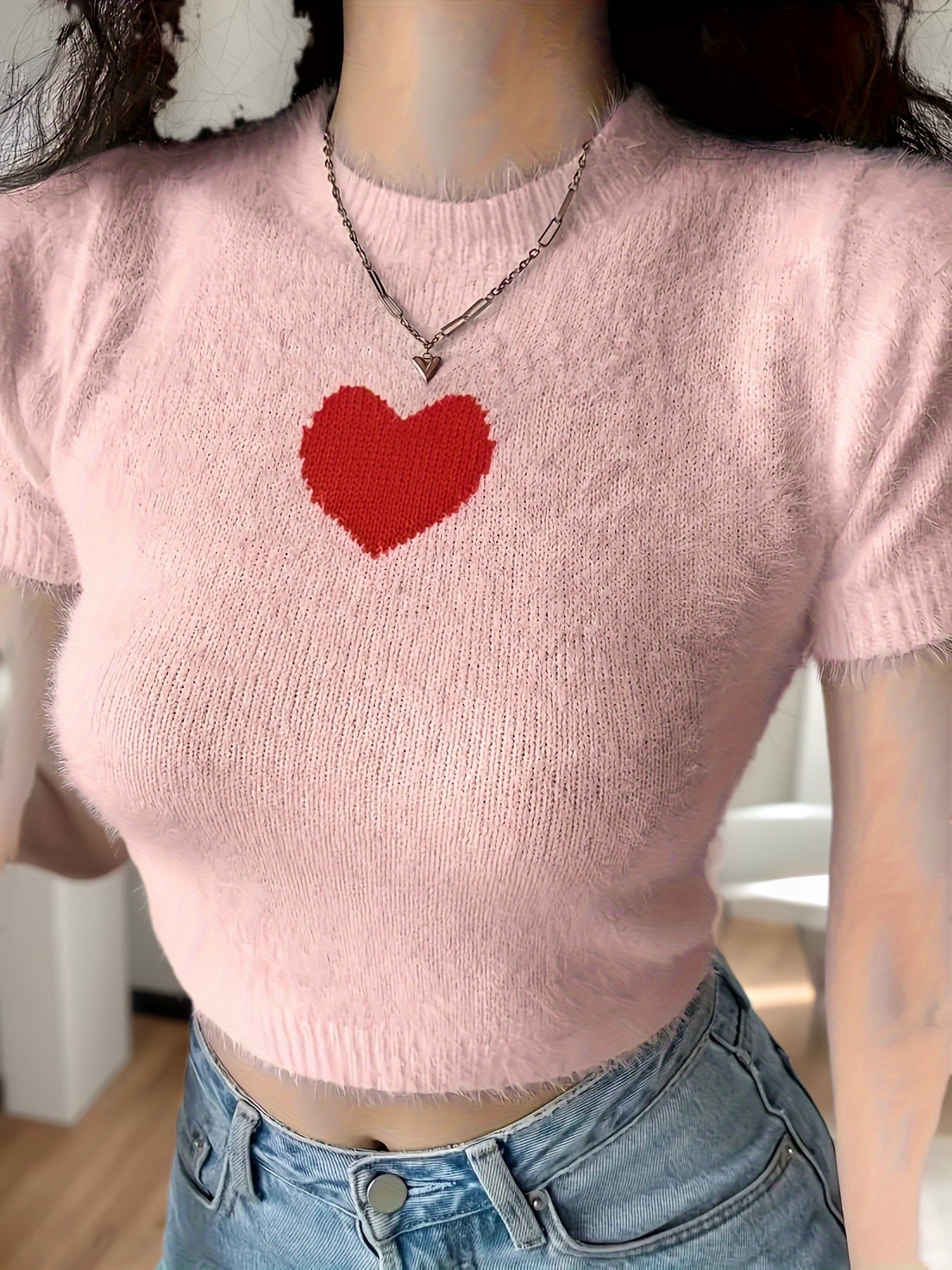 Cakulo FallFreshness Women's Pink Short Sleeve Knitted Crop Top with Heart Pattern Slim Fit Crewneck Soft Fluffy Fabric Casual Style