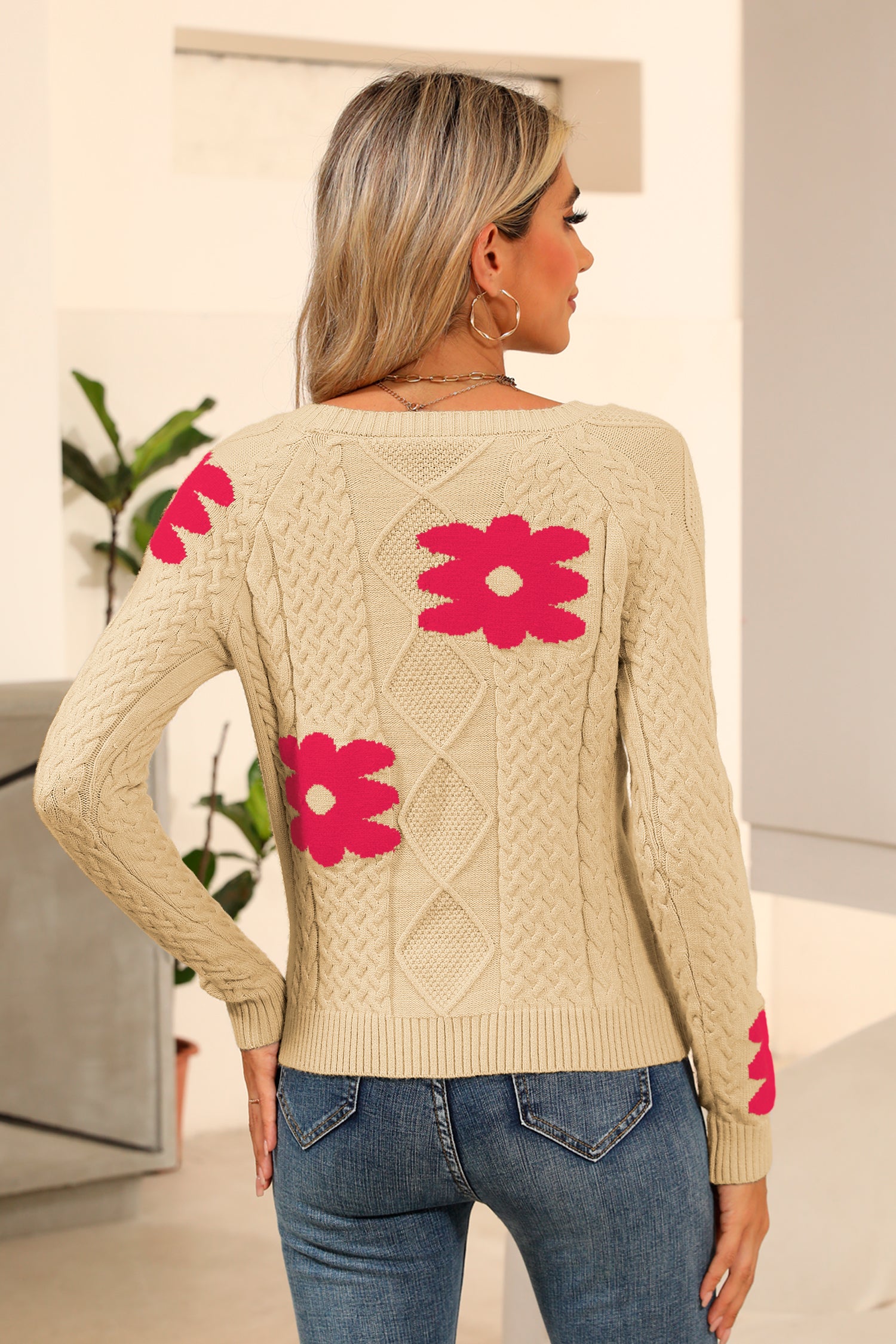 Cakulo Women's Cable Knit Flower Sweater