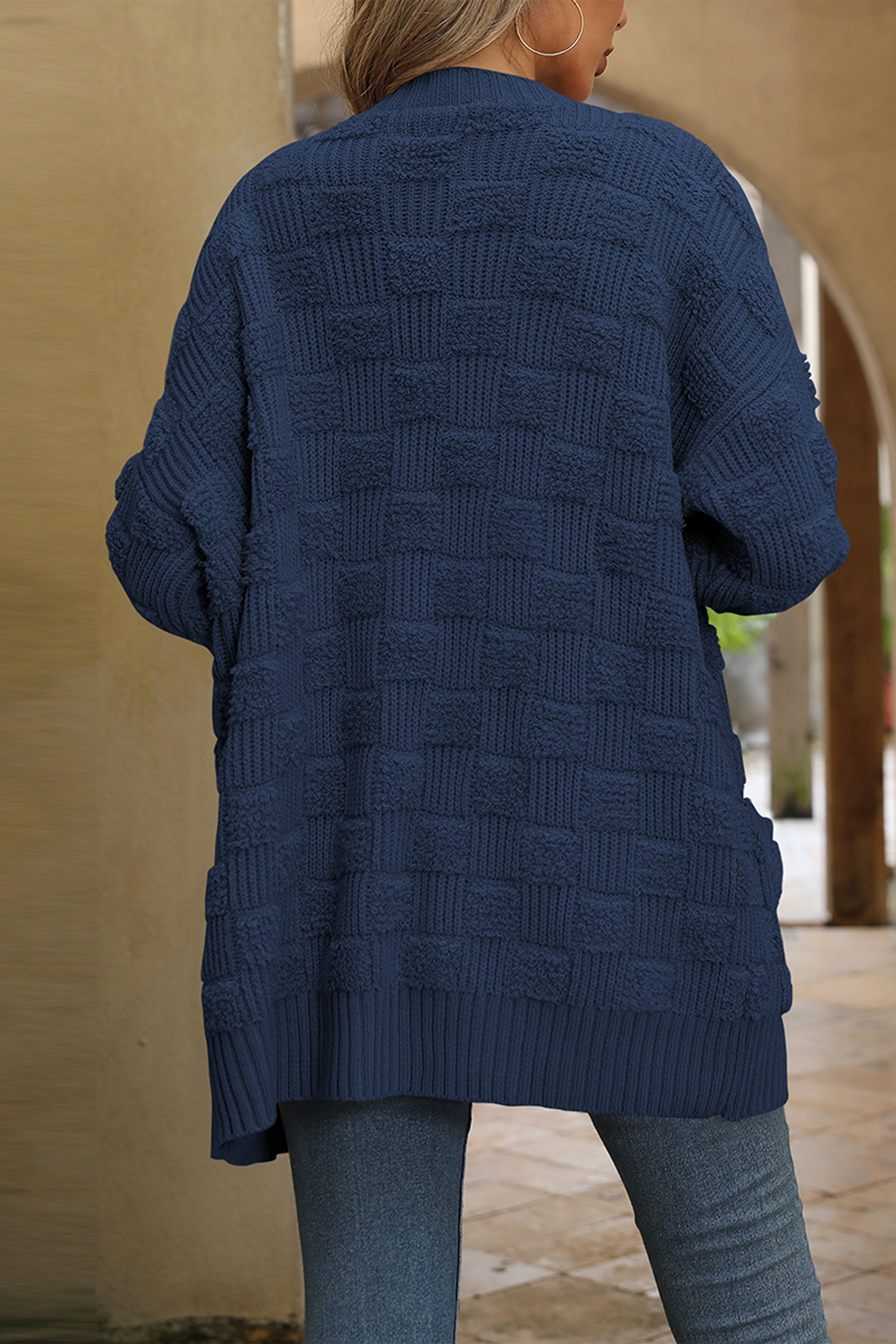 Cakulo Women's Oversized Checkered Cardigan