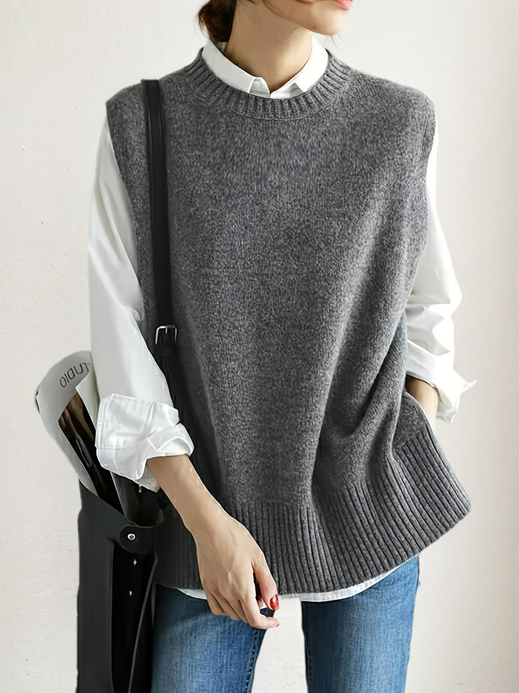 Cakulo FallFreshness Sleeveless Knitted Sweater Vest Round Neck Side Slit Elegance Jeans Style Womenswear Basic Crewneck Fitted Grey Minimalist