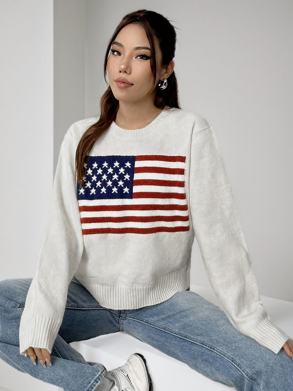 Cakulo FallFreshness Patriotic American Flag Pattern Sweater White Crew Neck Long Sleeve Style Hoodie Tops Polyester Material Jeans Womenswear