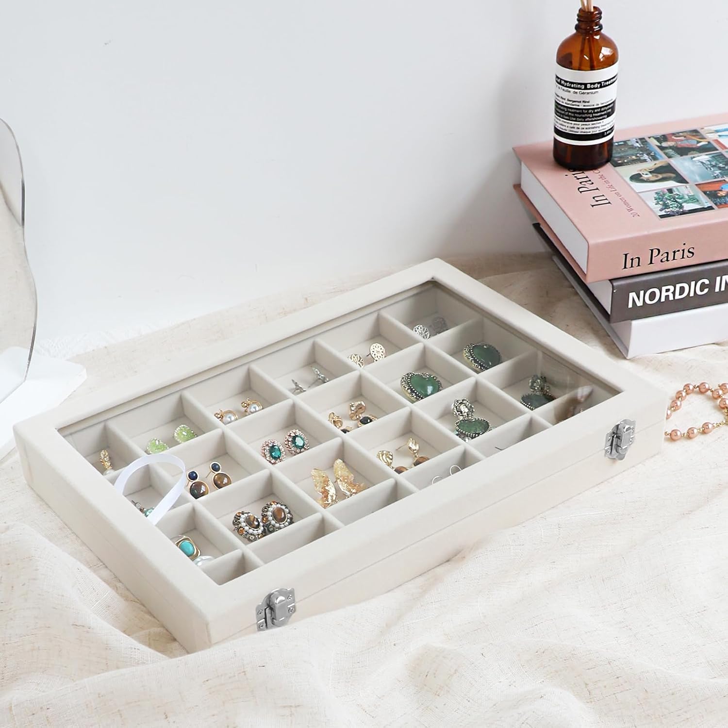 Cakulo Velvet Jewelry Organizer Tray with Lid Holds Earrings Rings Bracelets for Dresser
