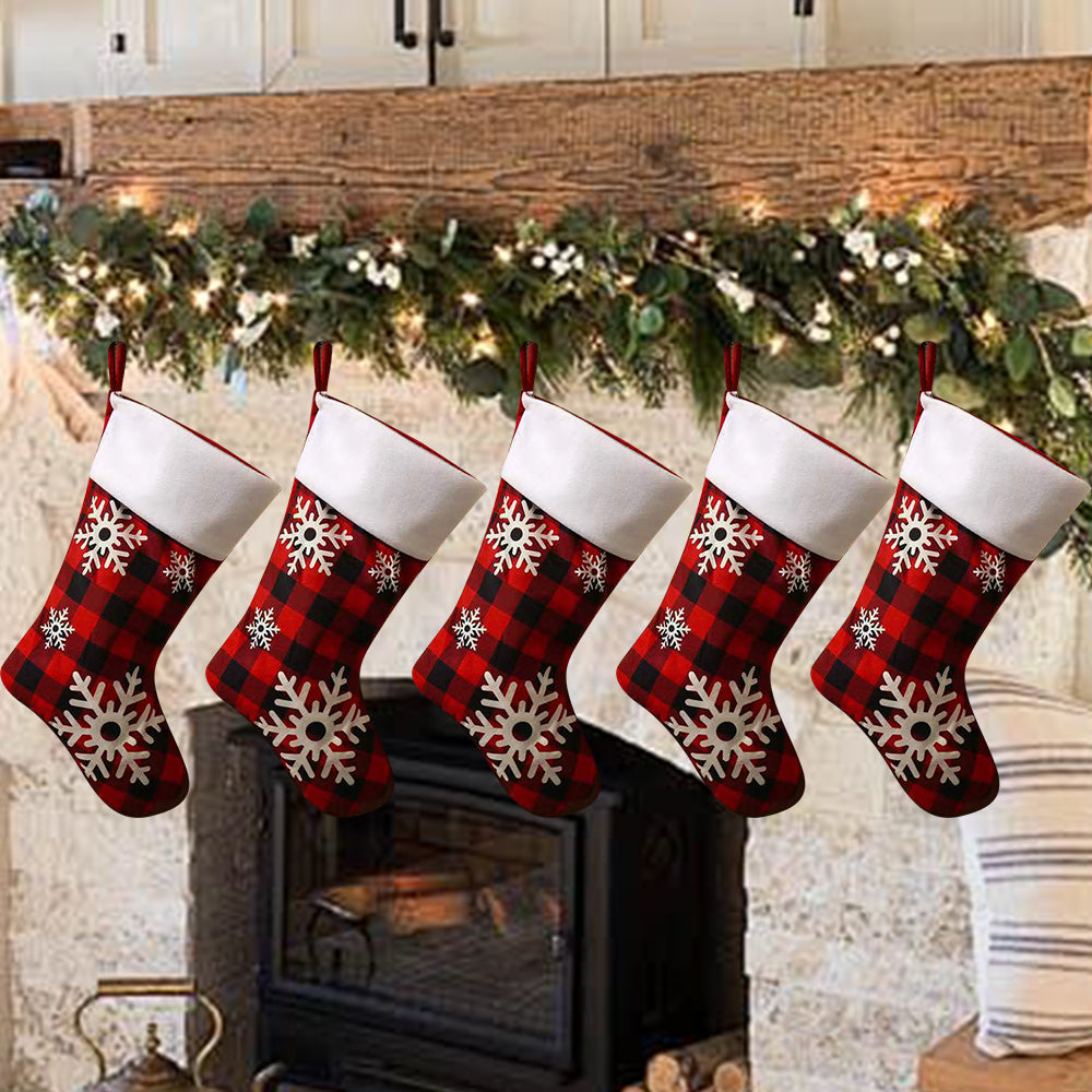 Christmas Supplies Red and Black Checkered Snowflake Christmas Socks Christmas Tree Decoration Children's Holiday Gift Socks Candy Socks