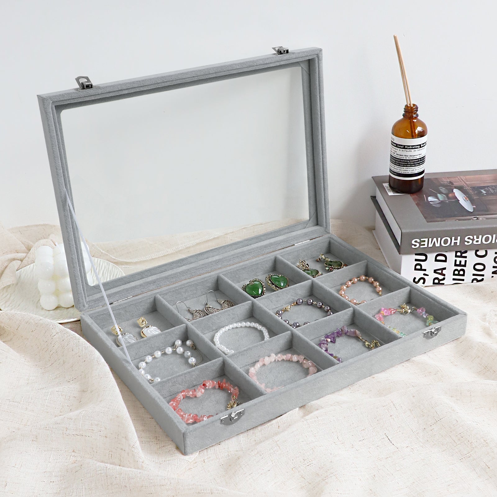 Cakulo Velvet Jewelry Organizer Tray with Clear Lid Stores Bracelets Rings Earrings