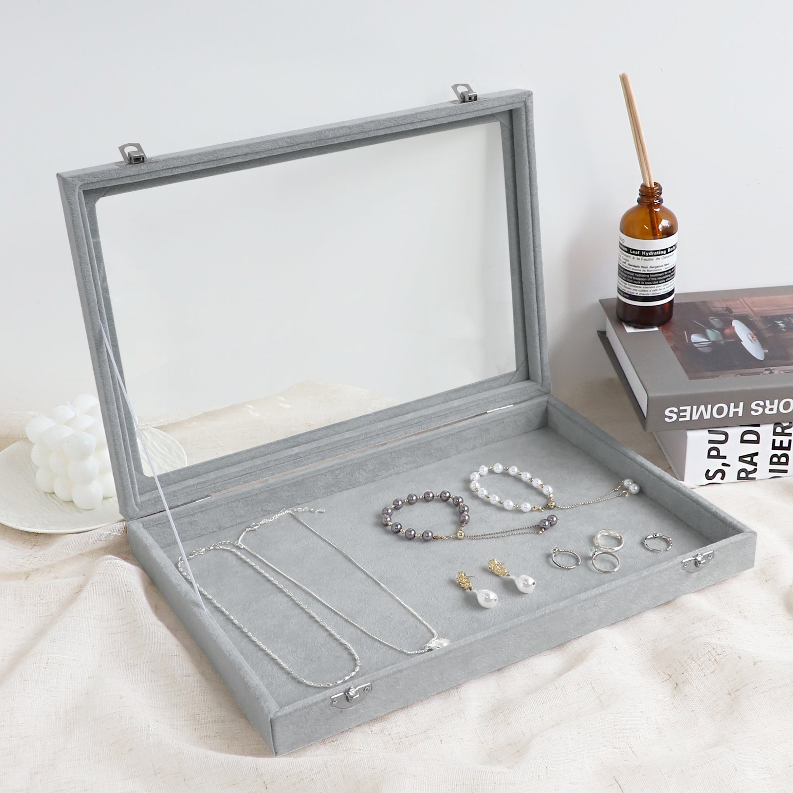 Cakulo Velvet Jewelry Organizer Tray with Clear Lid Stores Bracelets Rings Earrings