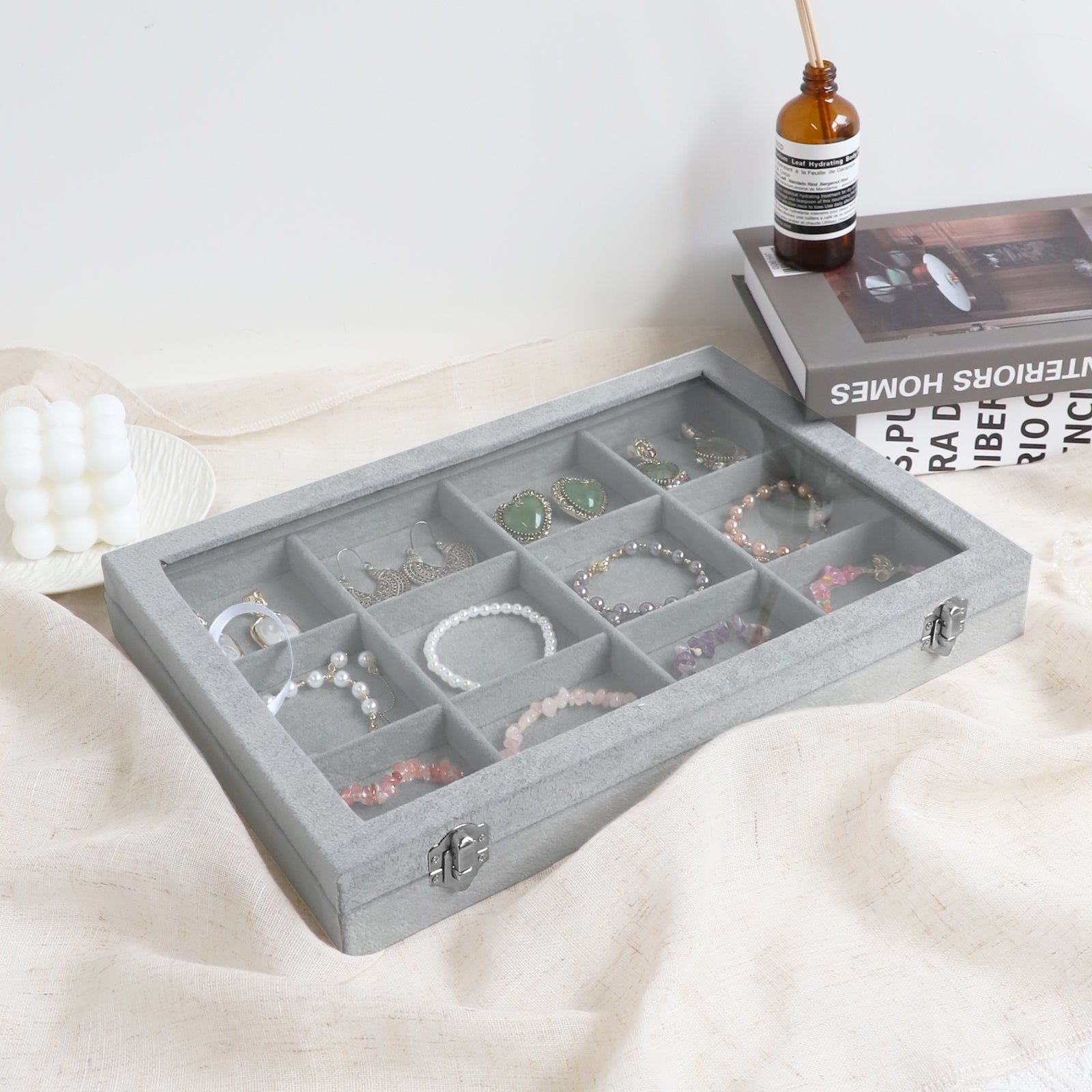 Cakulo Velvet Jewelry Organizer Tray with Clear Lid Stores Bracelets Rings Earrings