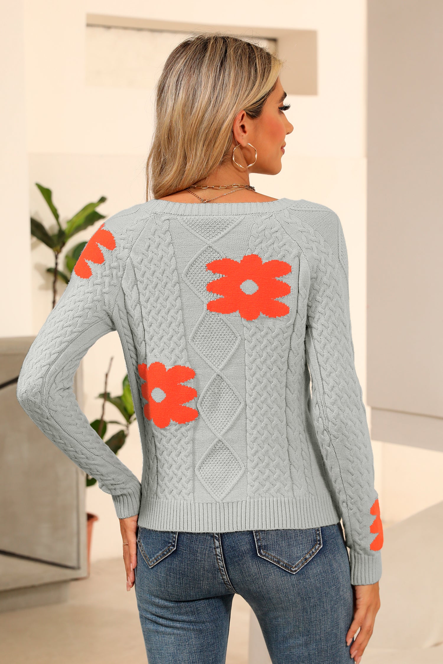 Cakulo Women's Cable Knit Flower Sweater