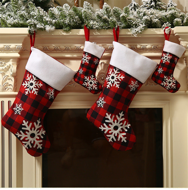 Christmas Supplies Red and Black Checkered Snowflake Christmas Socks Christmas Tree Decoration Children's Holiday Gift Socks Candy Socks