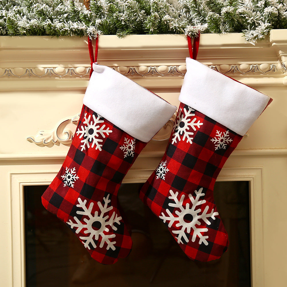 Christmas Supplies Red and Black Checkered Snowflake Christmas Socks Christmas Tree Decoration Children's Holiday Gift Socks Candy Socks