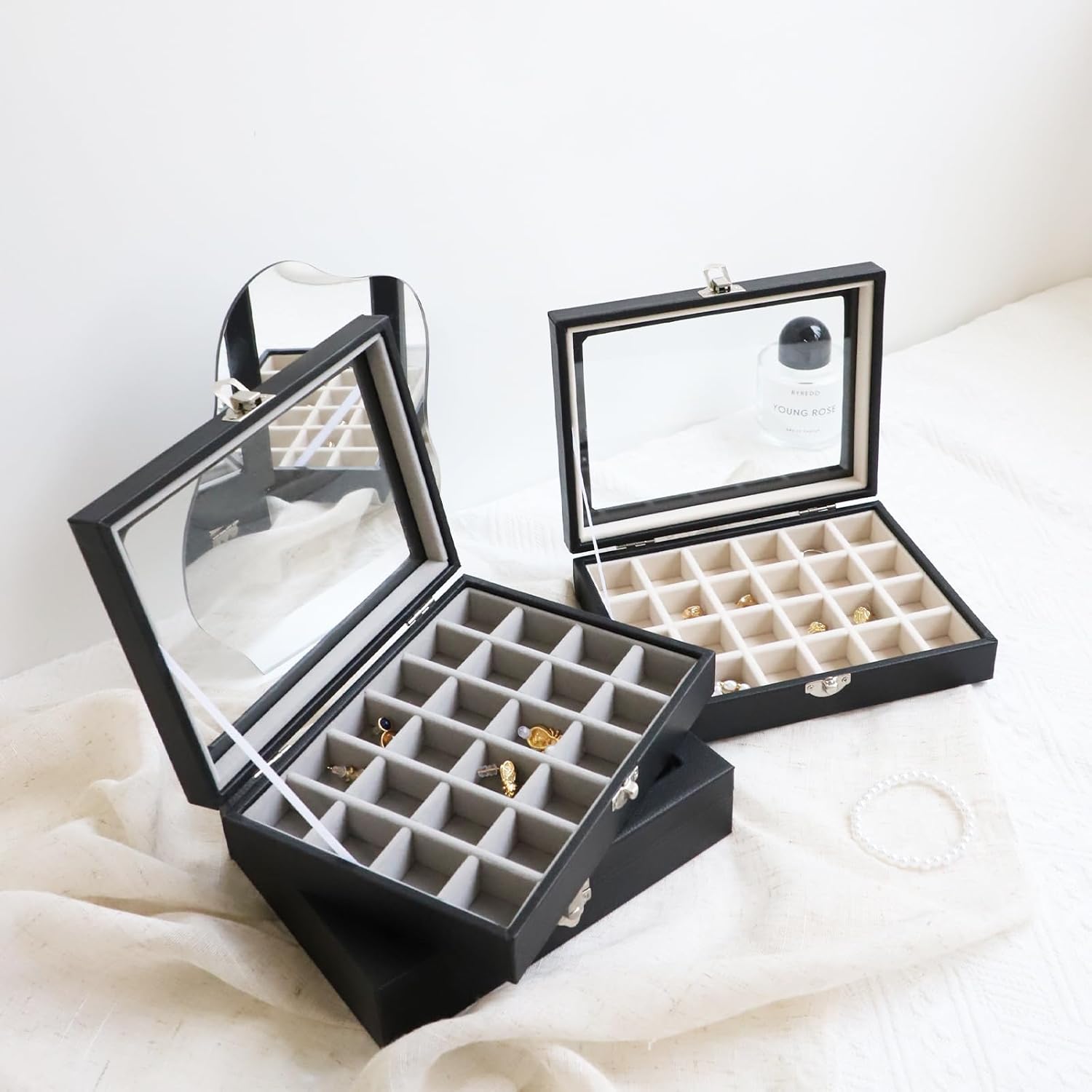 Cakulo 24 - Grid Jewelry Organizer Velvet Tray with Clear Lid Ring Earring Storage