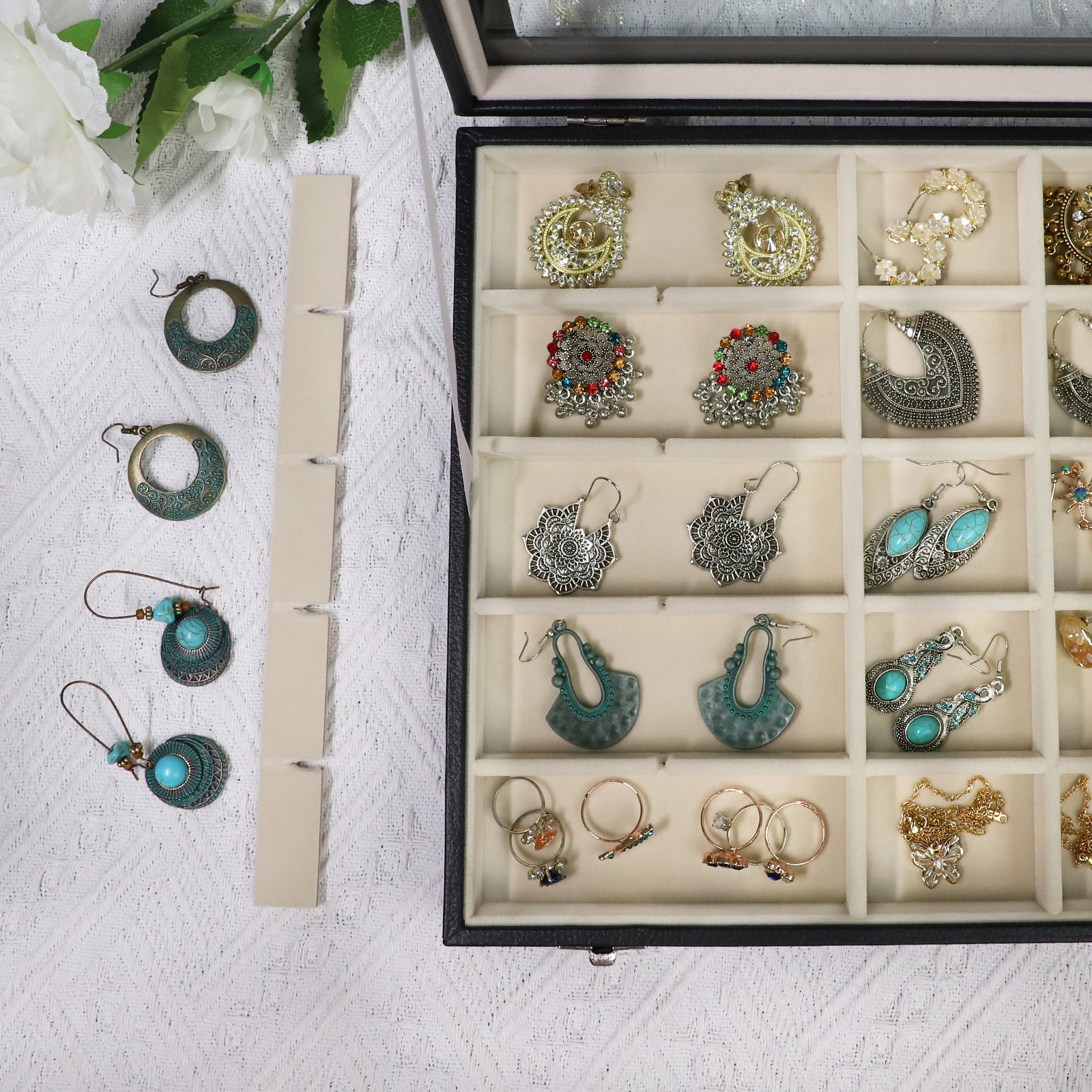 Cakulo Jewelry Organizer Earring Holder Organizer