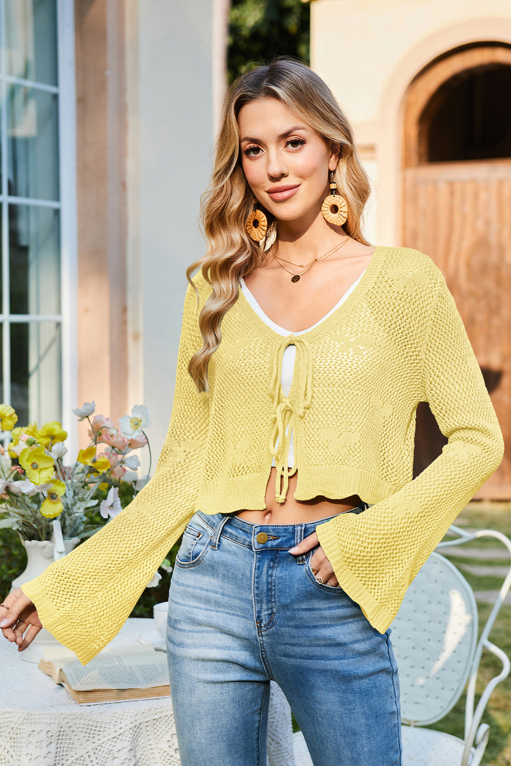 Cakulo Women's Bohemian Crocheted Knit Crop Top