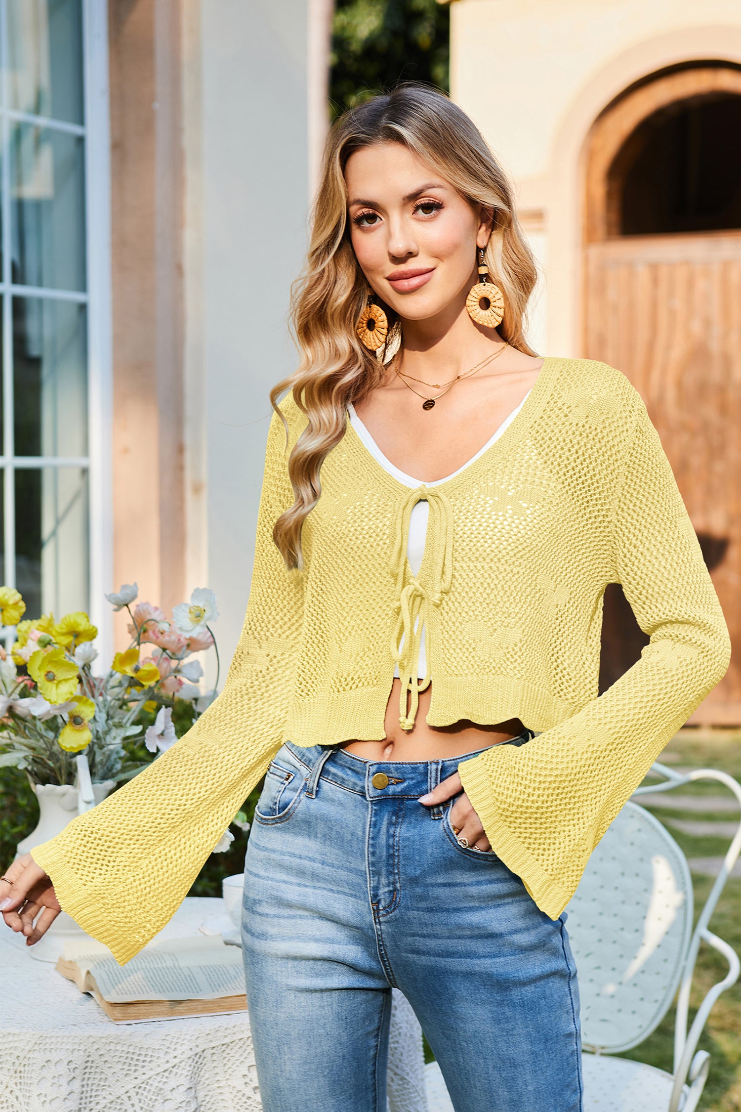 Cakulo Women's Bohemian Crocheted Knit Crop Top