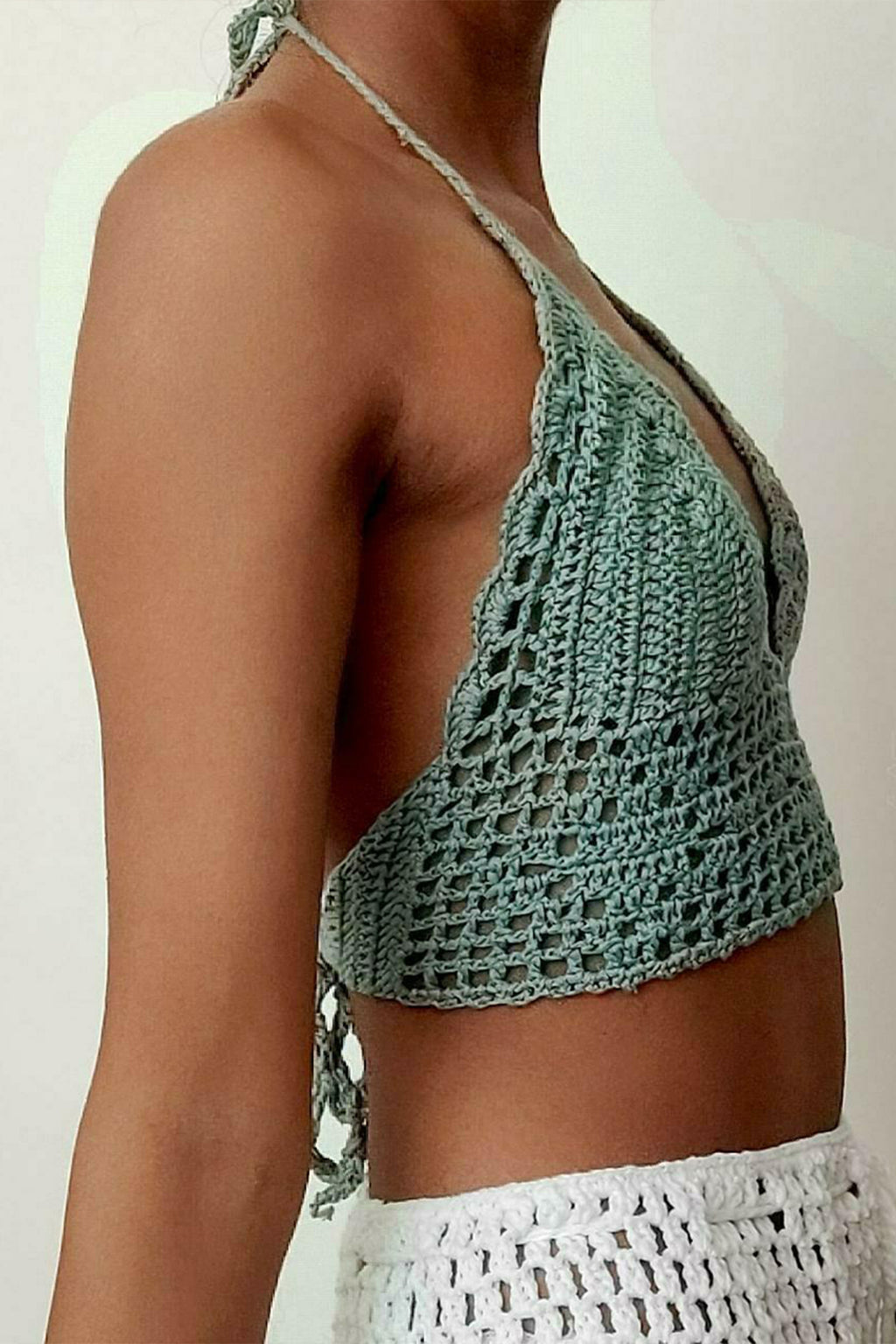 Cakulo Crochet Halter Tops for Women Backless Camisole Knit Bra