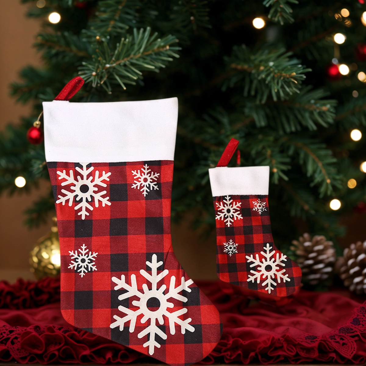 Christmas Supplies Red and Black Checkered Snowflake Christmas Socks Christmas Tree Decoration Children's Holiday Gift Socks Candy Socks