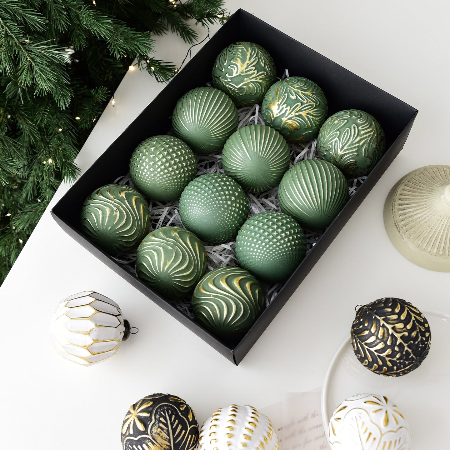 Christmas Decorations Retro Christmas Balls Christmas Ornaments Christmas Tree Decoration Balls Hanging Ornaments Scene Arrangement
